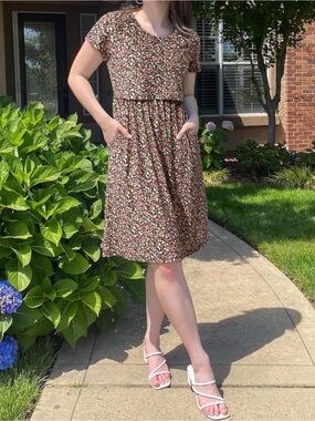 Nursing Friendly Ditzy Floral Midi Dress